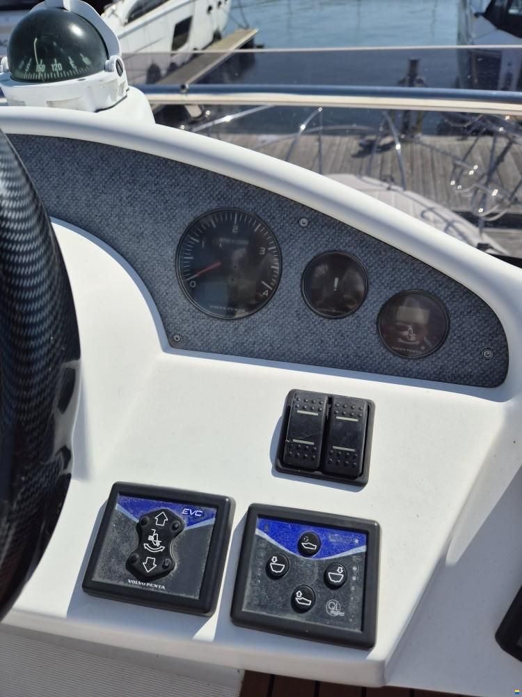 Galeon 290 Fly