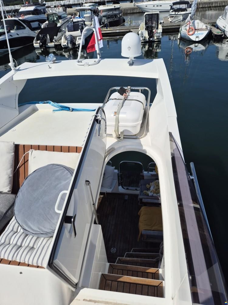 Galeon 290 Fly