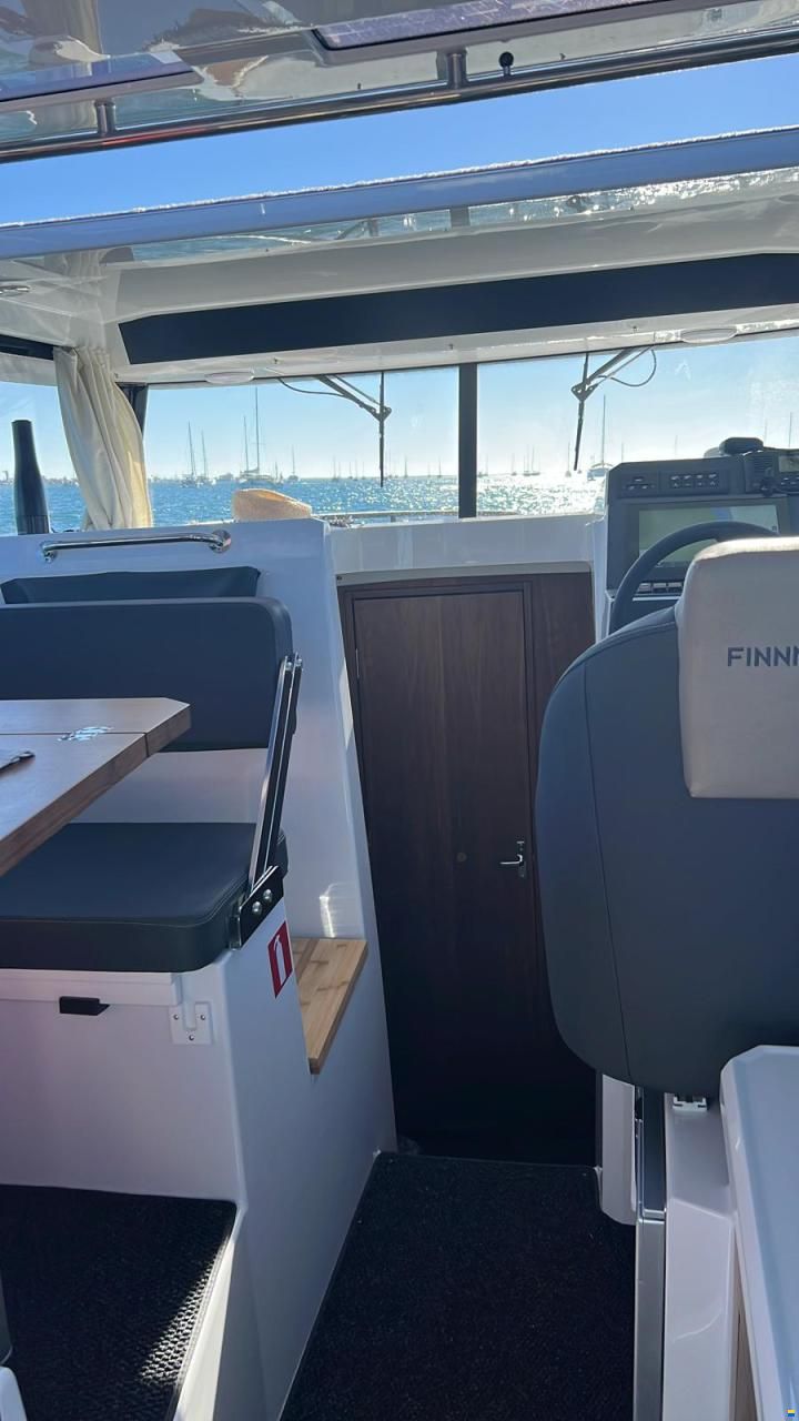 Finnmaster Pilot 8