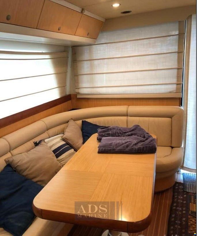 Solare 43 Lobster