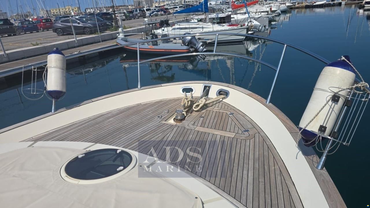 Solare 43 Lobster