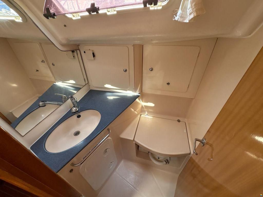 Bavaria 49 cruiser