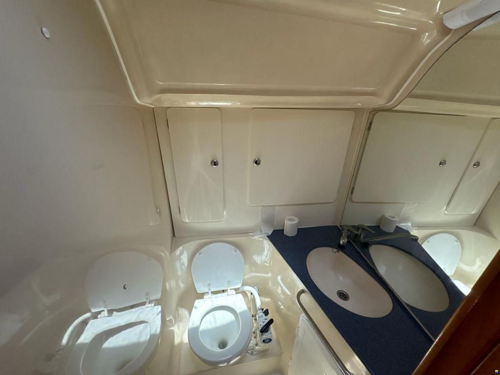 Bavaria 49 cruiser