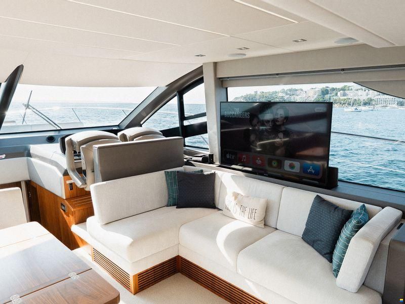 Sunseeker Manhattan 52