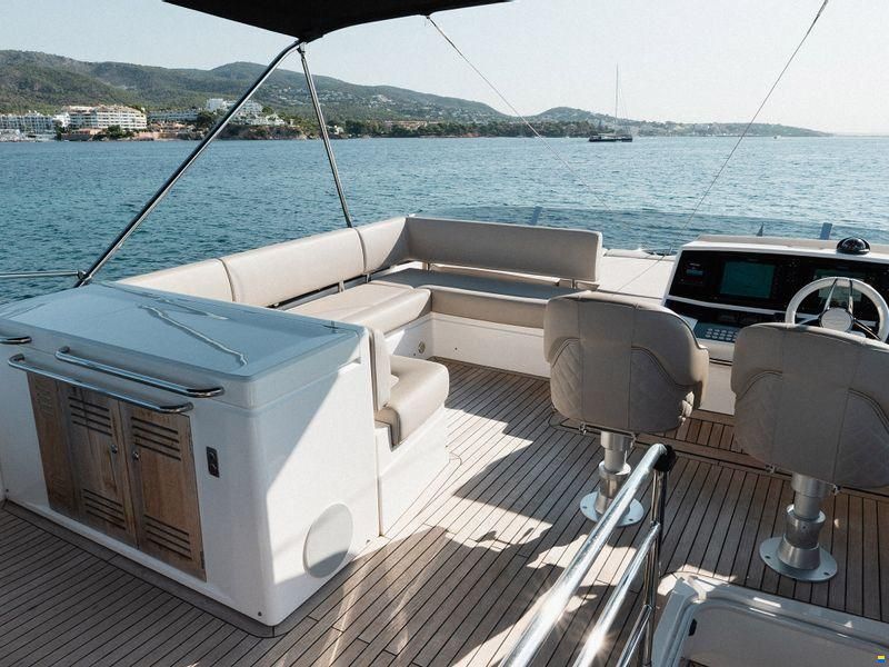 Sunseeker Manhattan 52