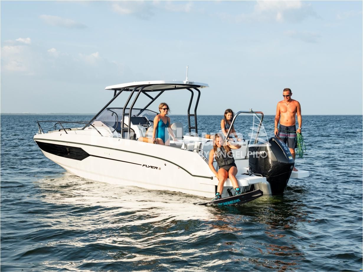 Beneteau Flyer 8 SUNdeck
