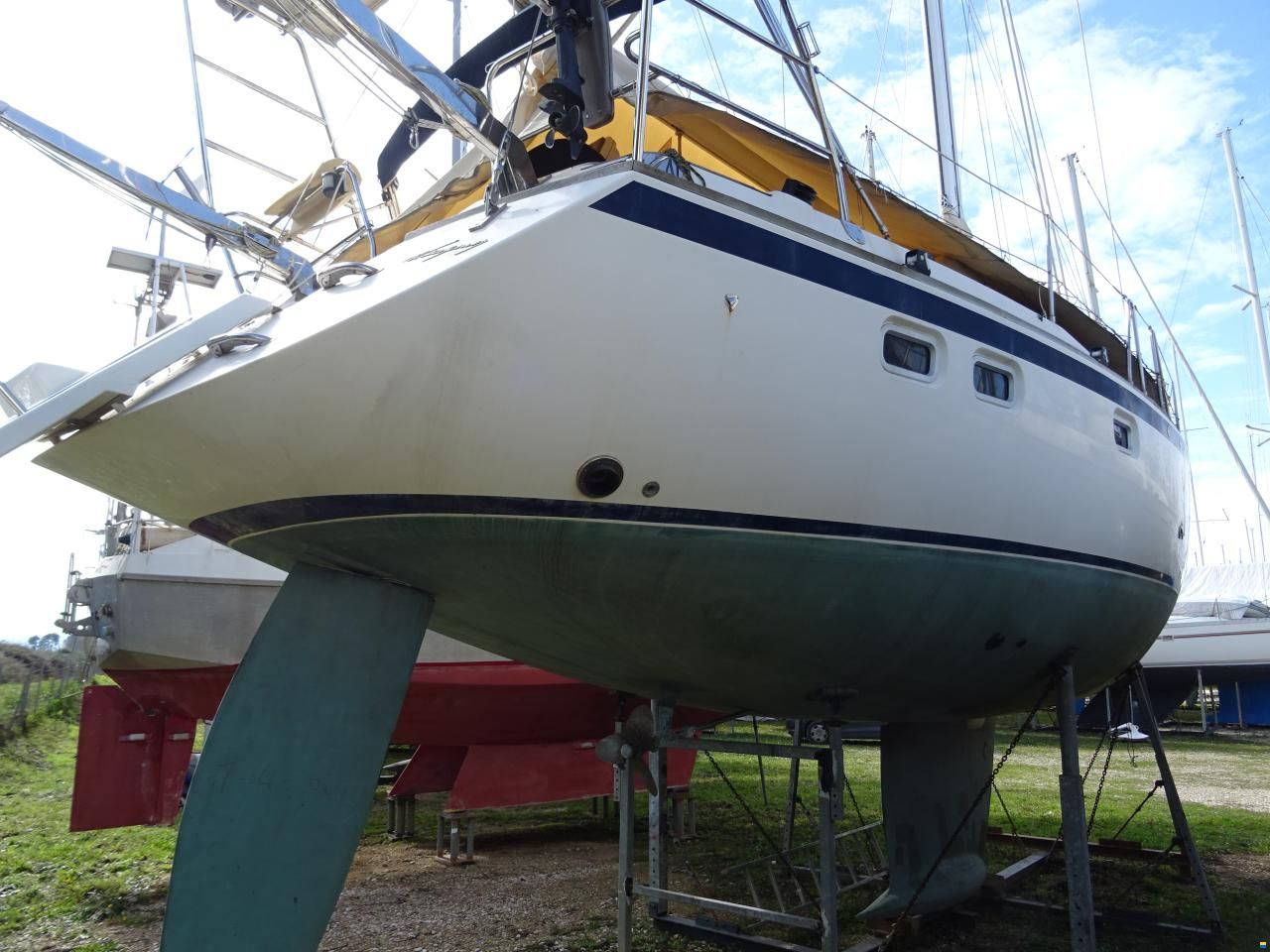 Wauquiez 43 Pilot Saloon