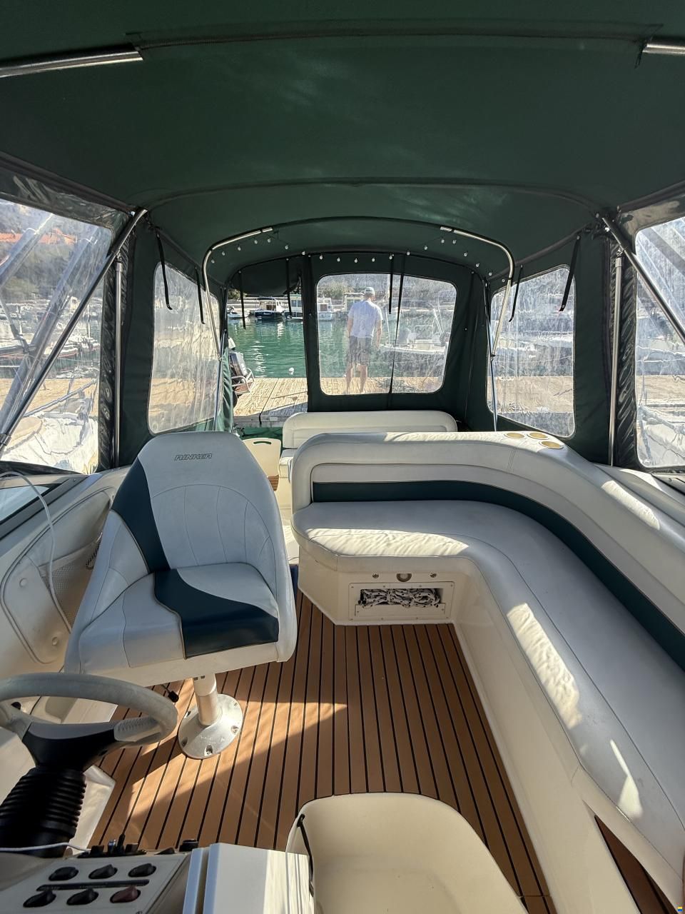 Rinker Fiesta Fee 266