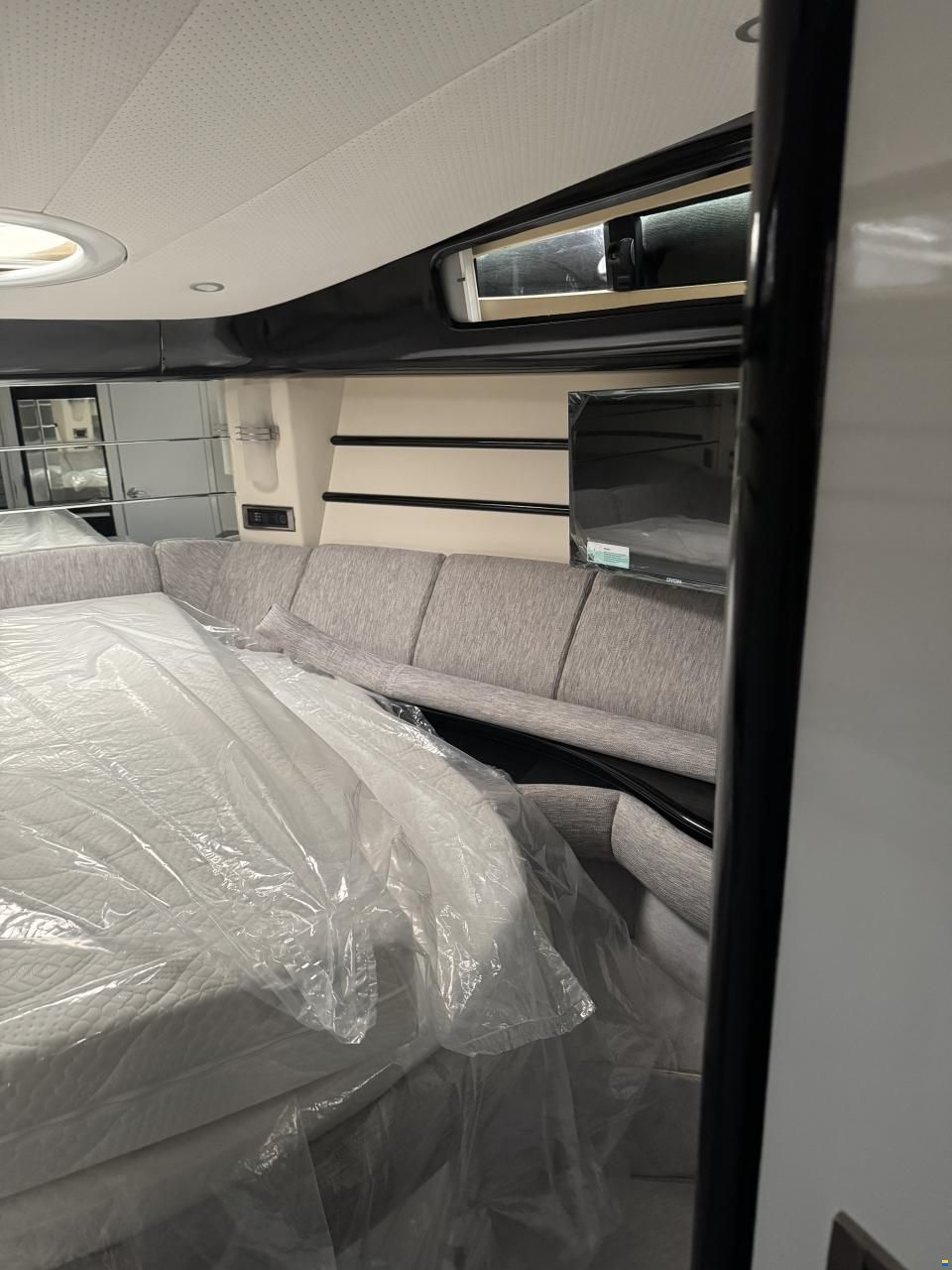 Azimut 46 Fly / REFIT