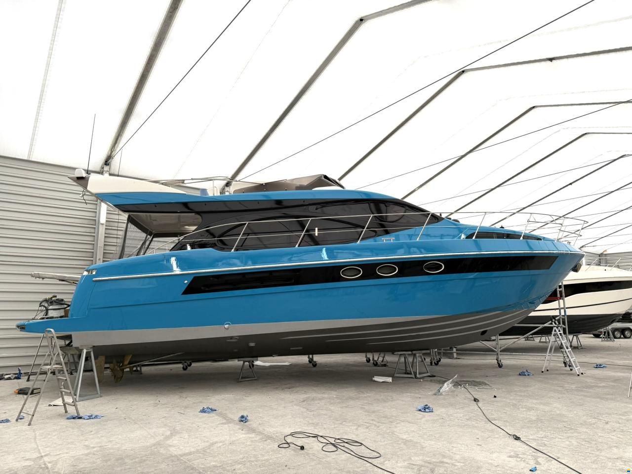 Azimut 46 Fly / REFIT