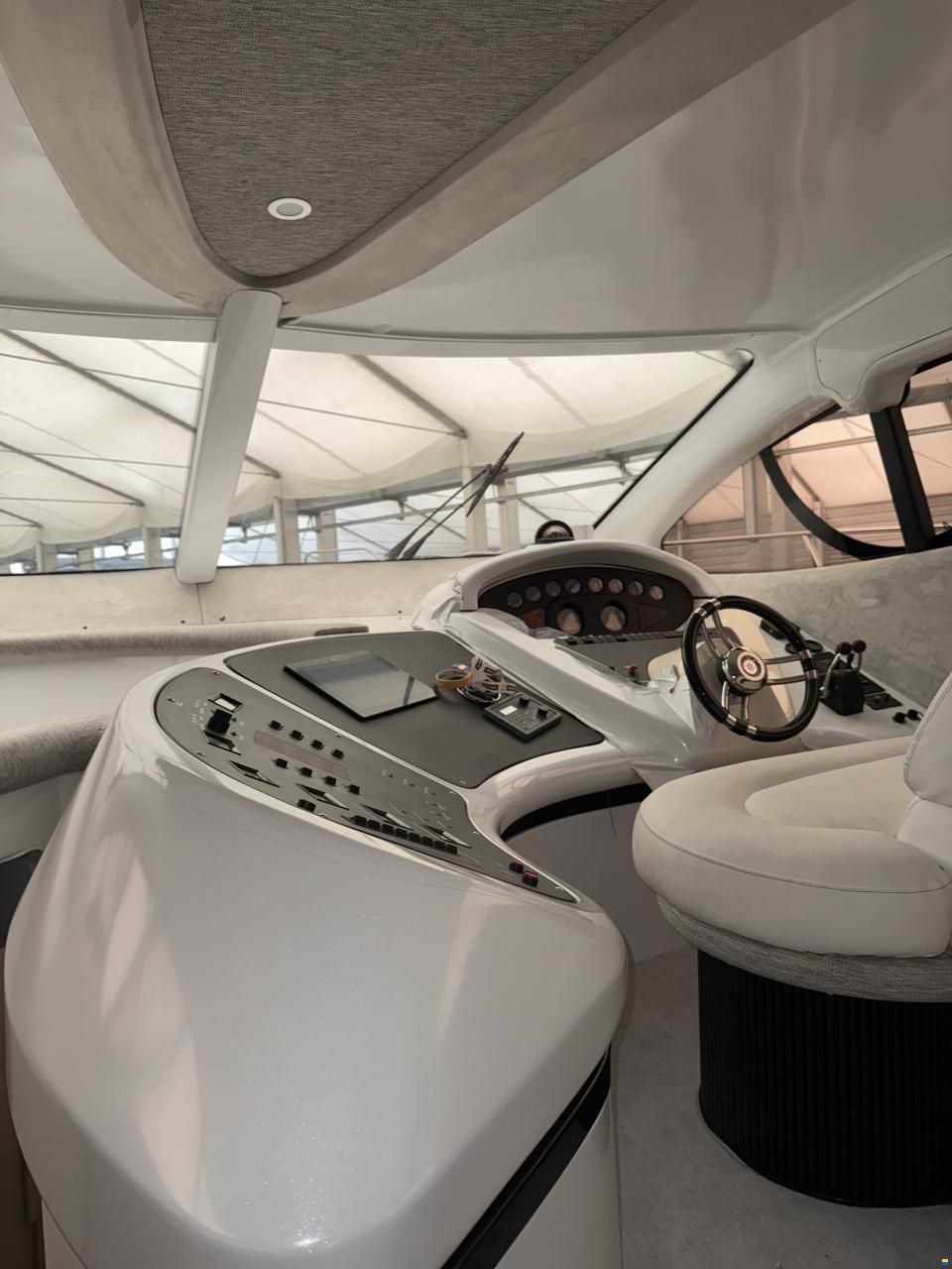 Azimut 46 Fly / REFIT
