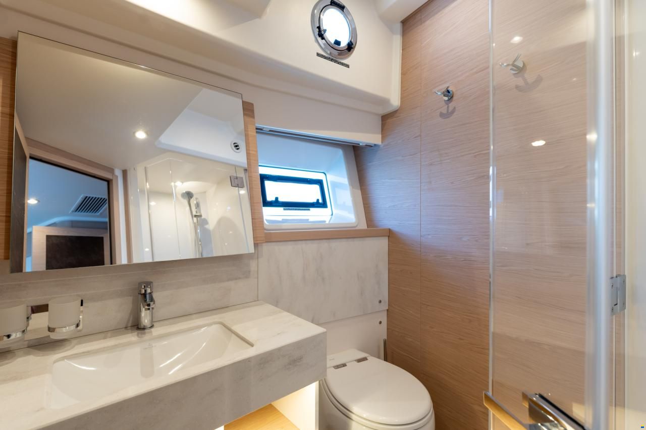 Beneteau Grand Trawler 62