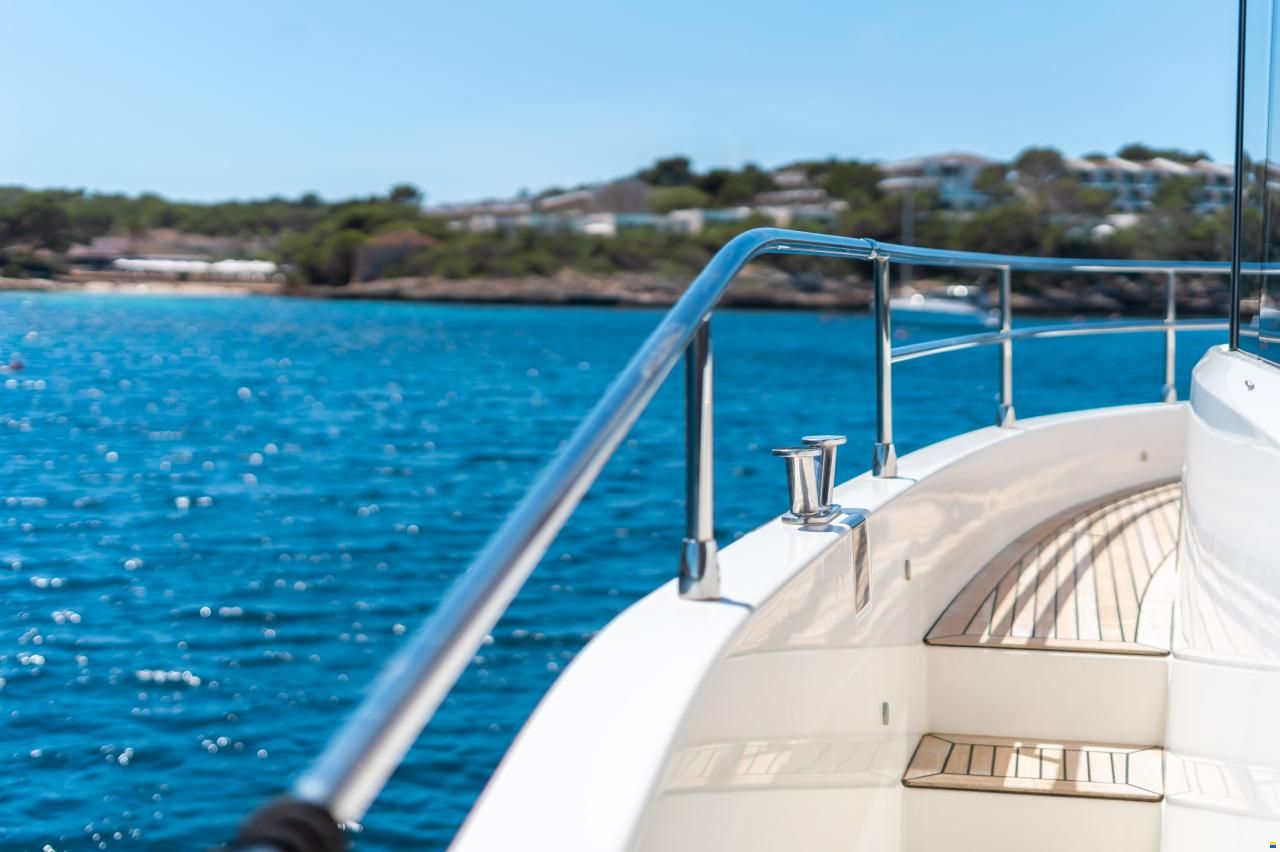 Beneteau Grand Trawler 62