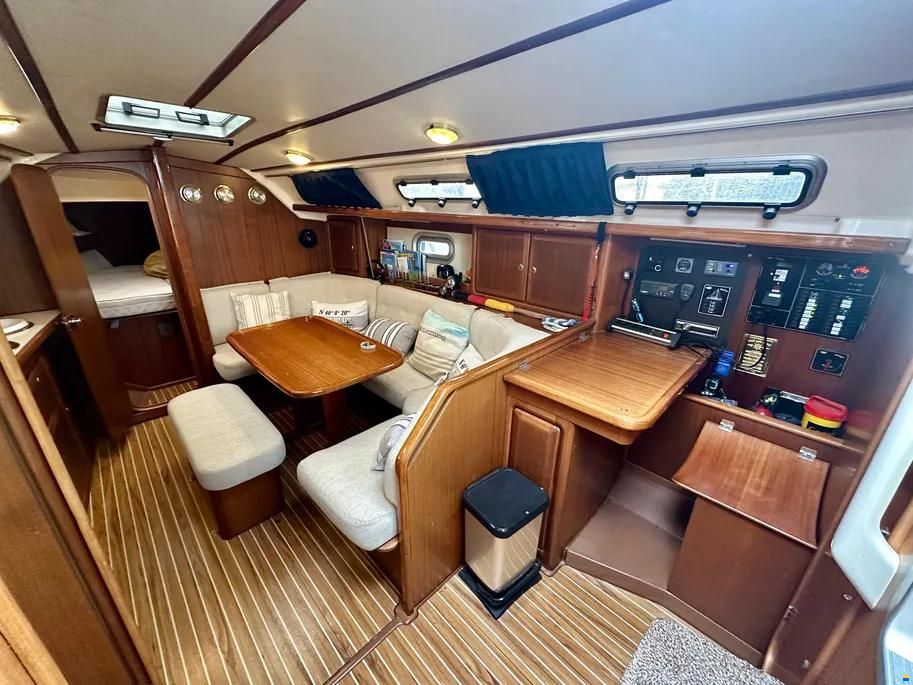 Bavaria 35 Holiday