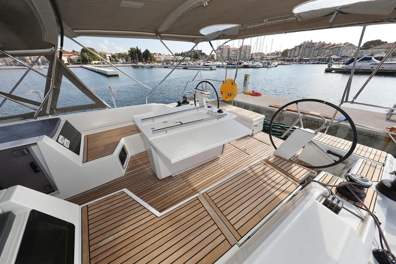 Beneteau Oceanis 51.1
