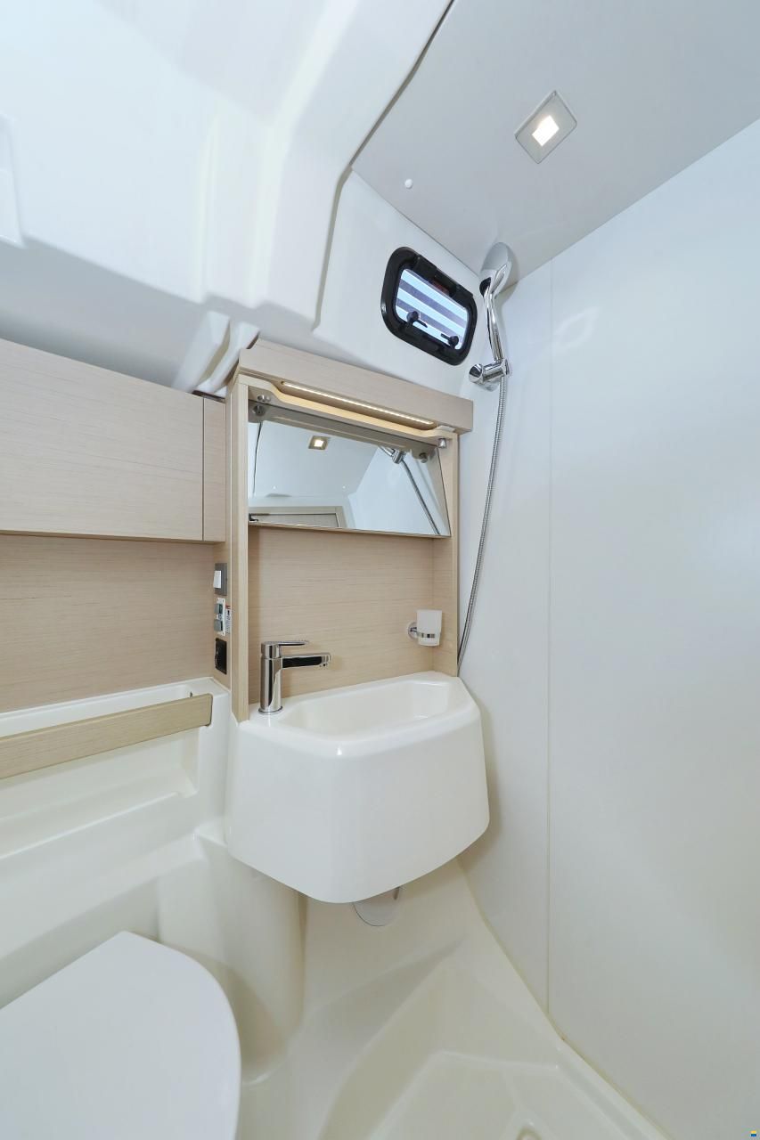 Beneteau Oceanis 51.1