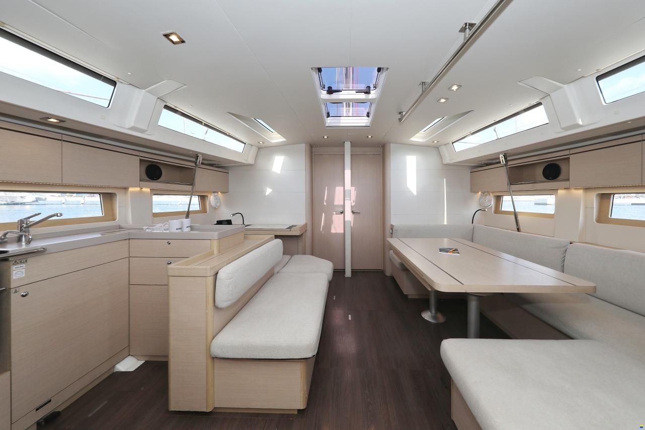 Beneteau Oceanis 51.1