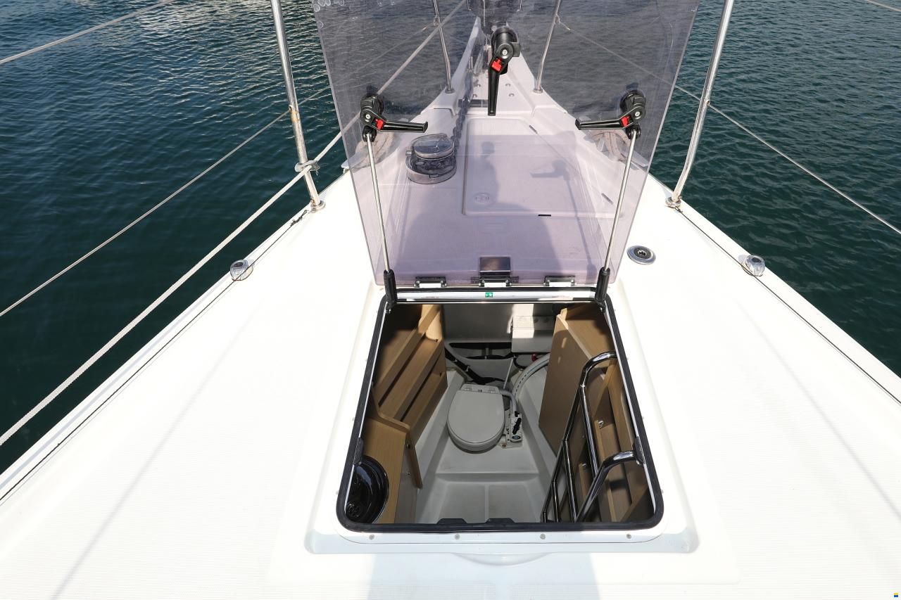 Beneteau Oceanis 51.1