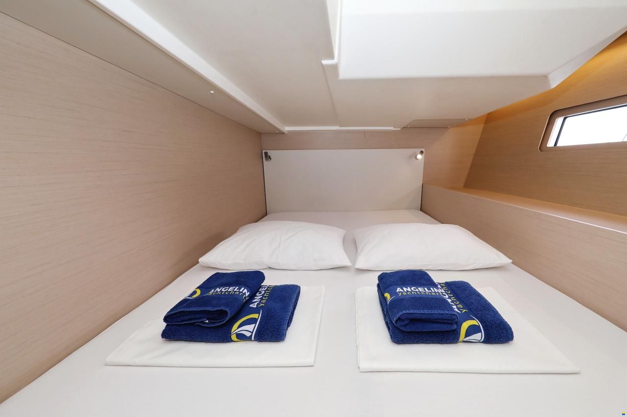 Beneteau Oceanis 51.1
