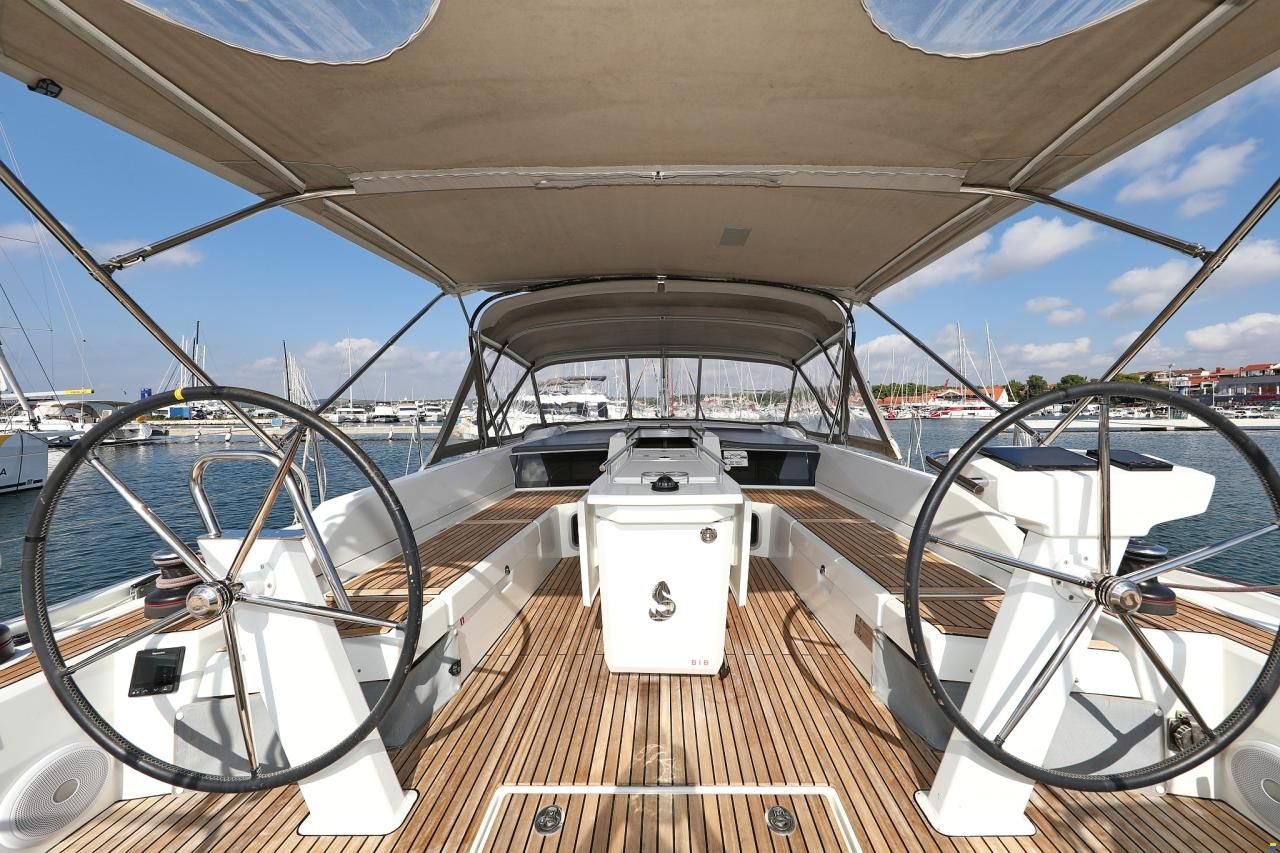 Beneteau Oceanis 51.1
