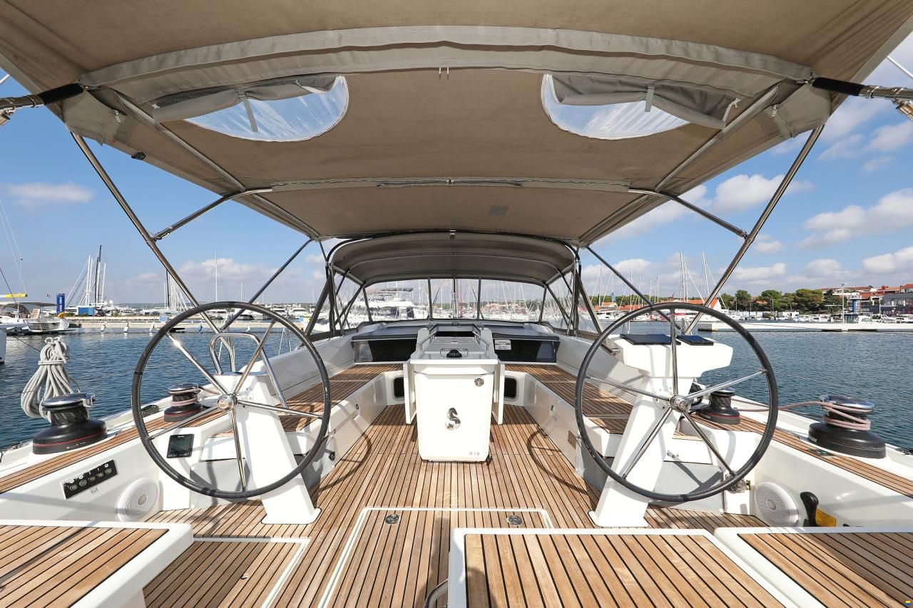 Beneteau Oceanis 51.1