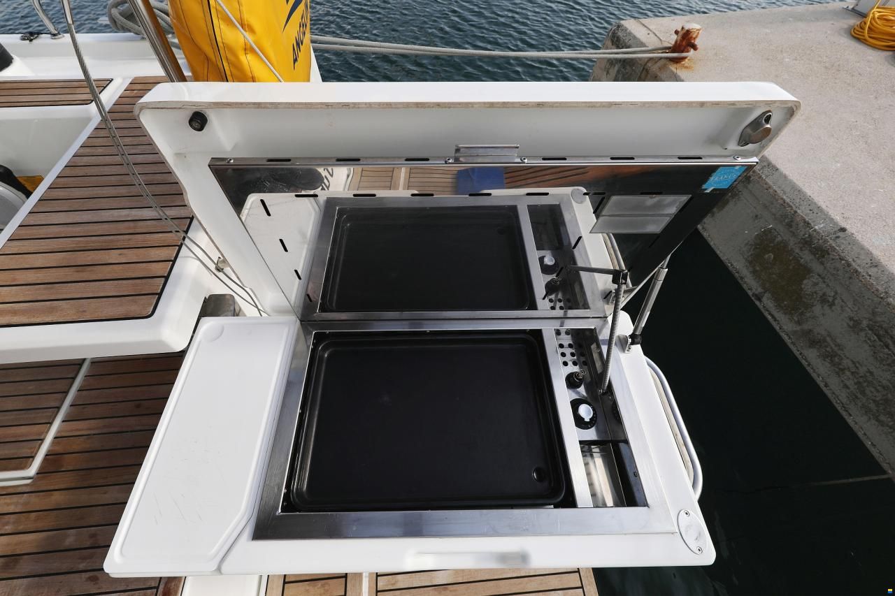 Beneteau Oceanis 51.1