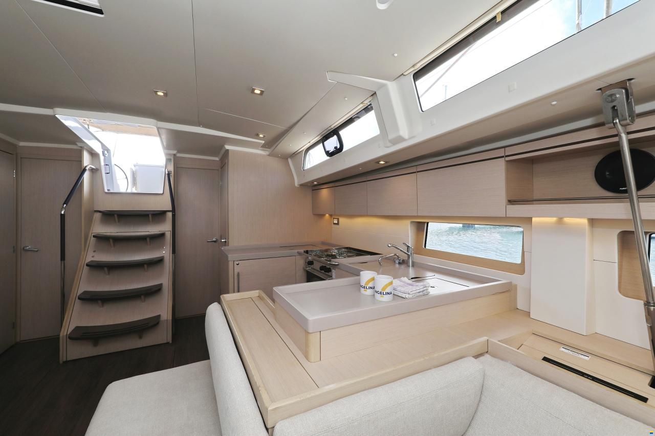 Beneteau Oceanis 51.1