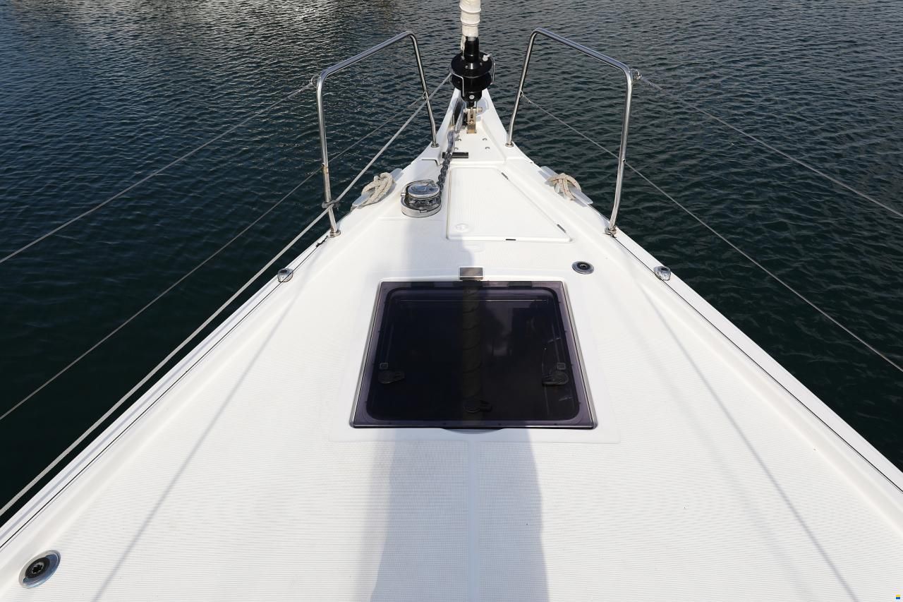 Beneteau Oceanis 51.1
