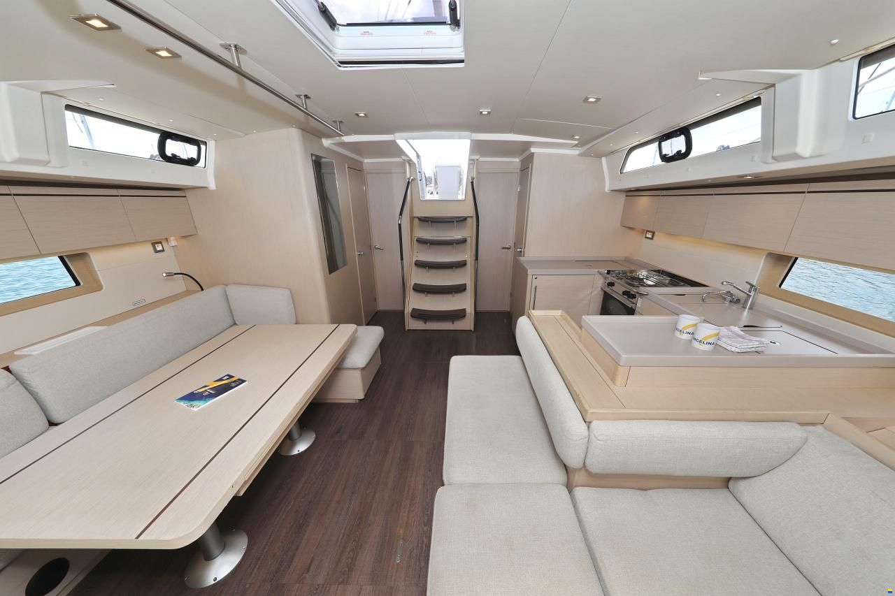 Beneteau Oceanis 51.1