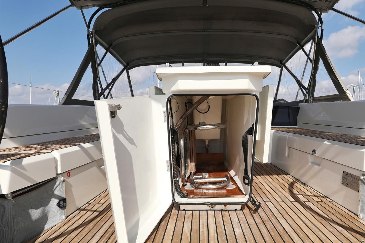 Beneteau Oceanis 51.1