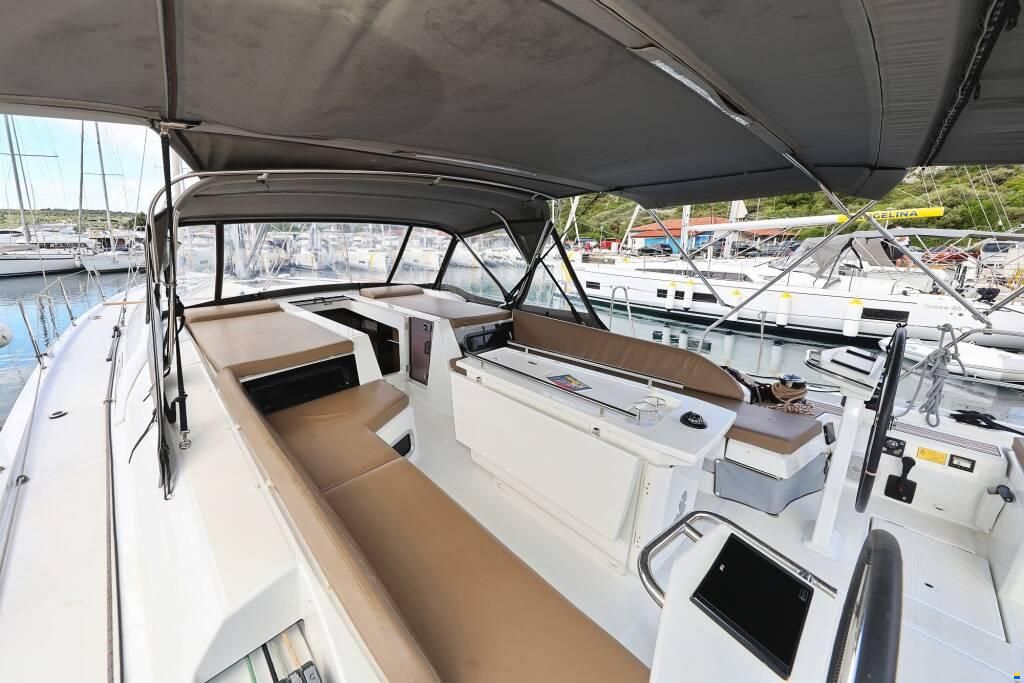 Beneteau 51.1