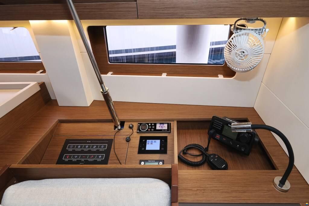Beneteau 51.1