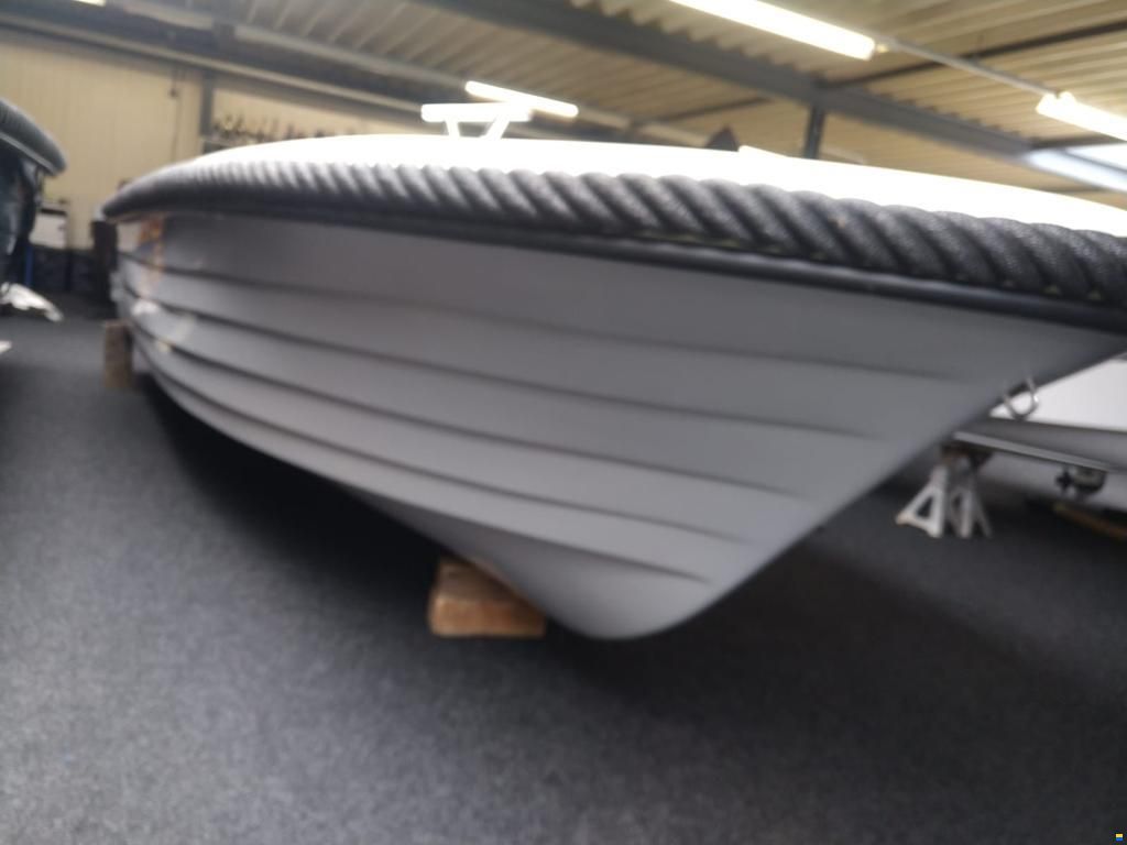 Gentle Sloepen Tender 555