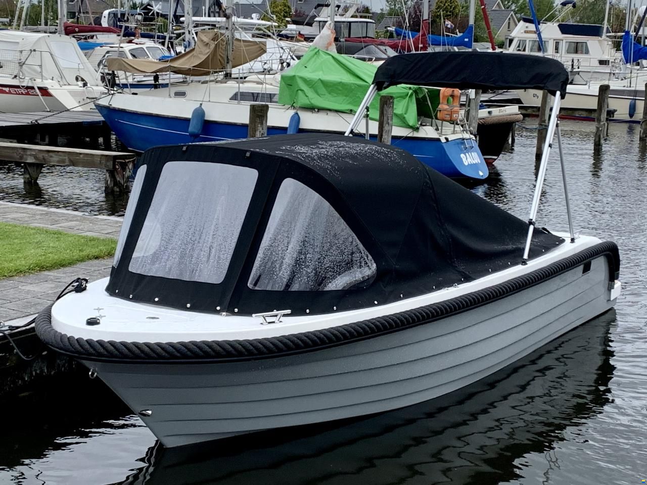 Gentle Sloepen Tender 555