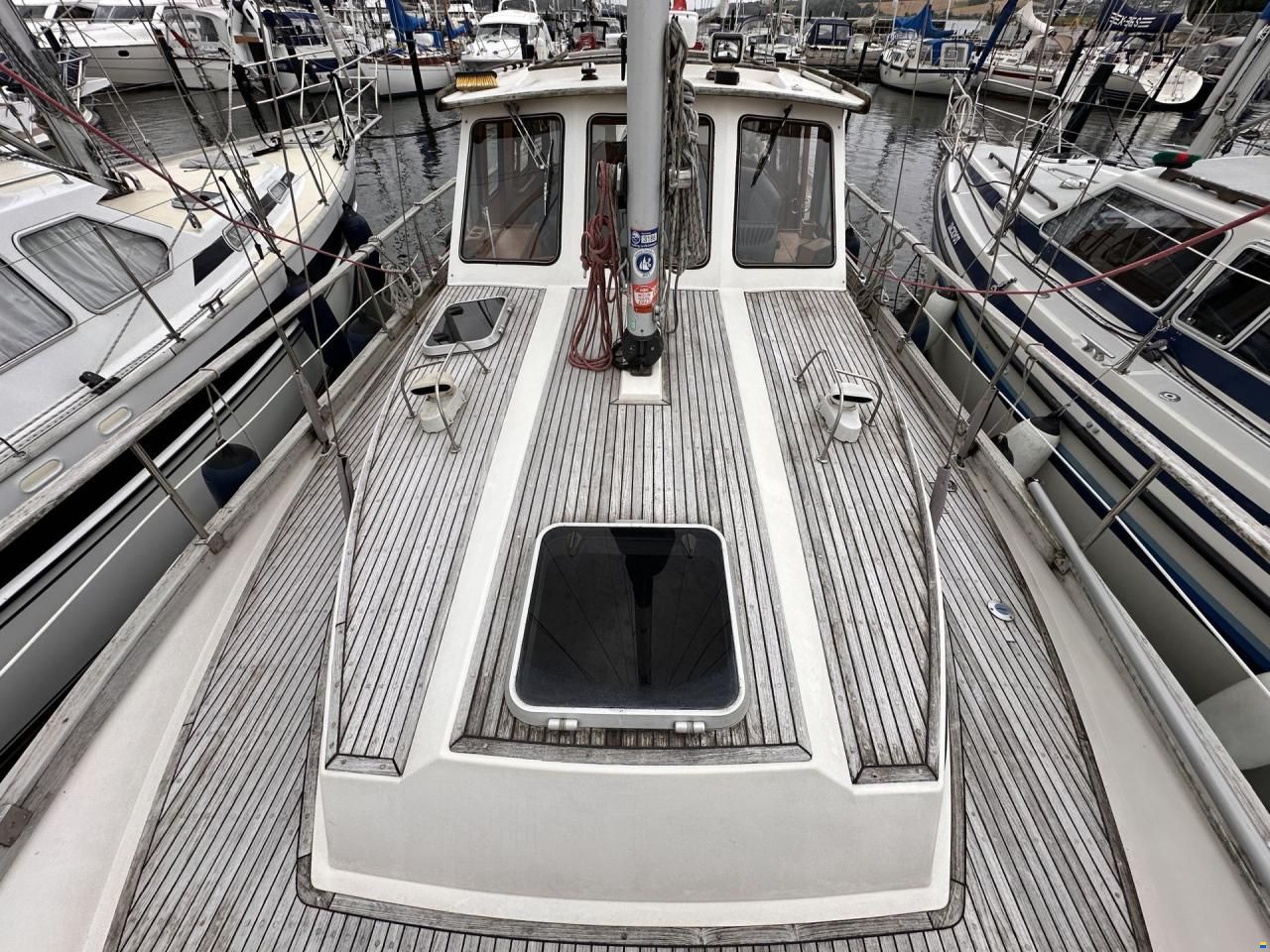 Nauticat 33