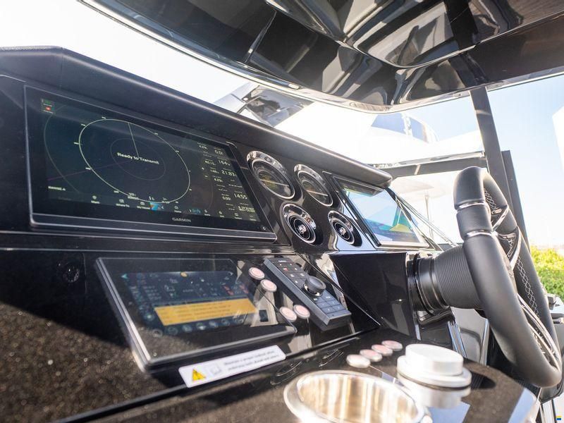 Sunseeker Superhawk 55