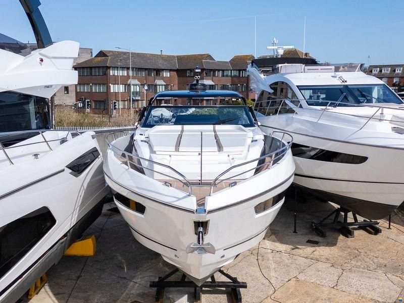 Sunseeker Superhawk 55