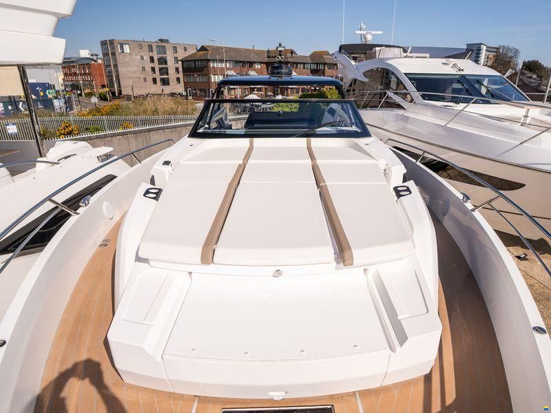 Sunseeker Superhawk 55