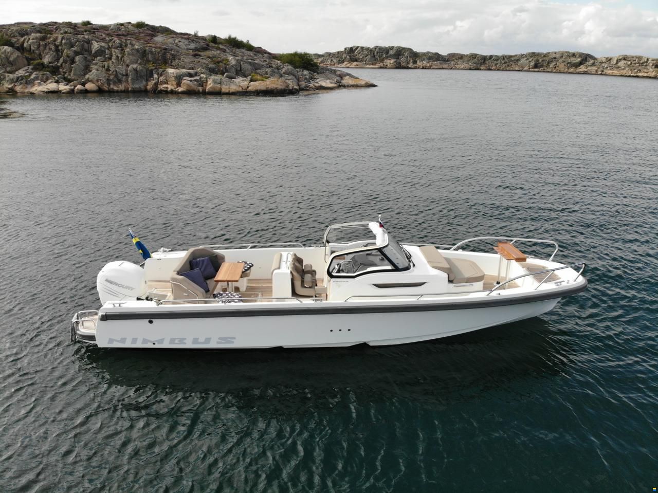 Nimbus Tender 9 T9