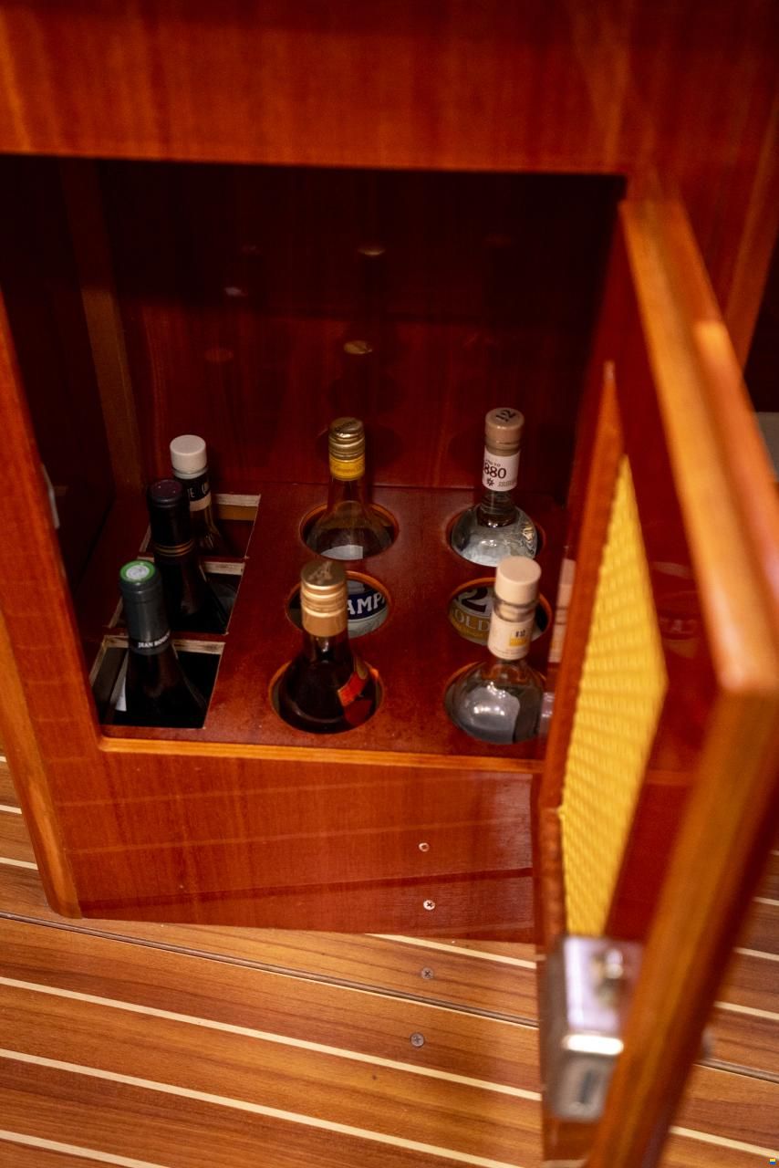 Hanse 411
