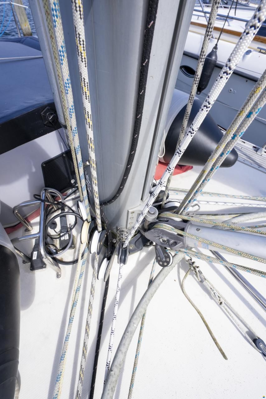 Hanse 411