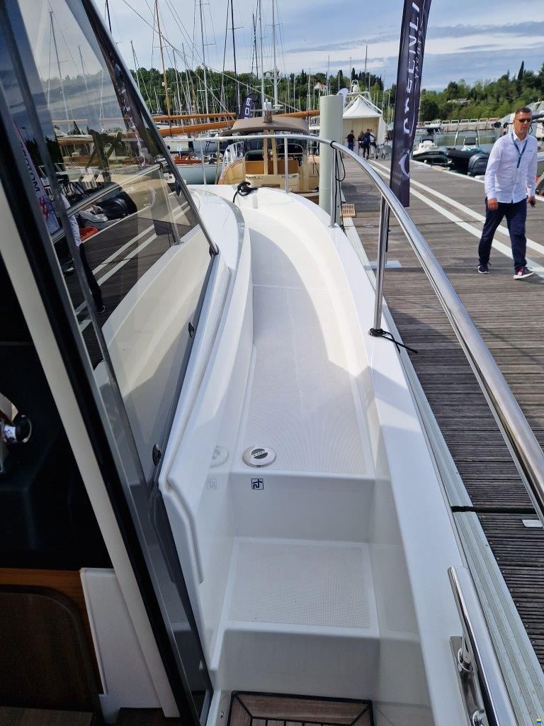 Greenline 39