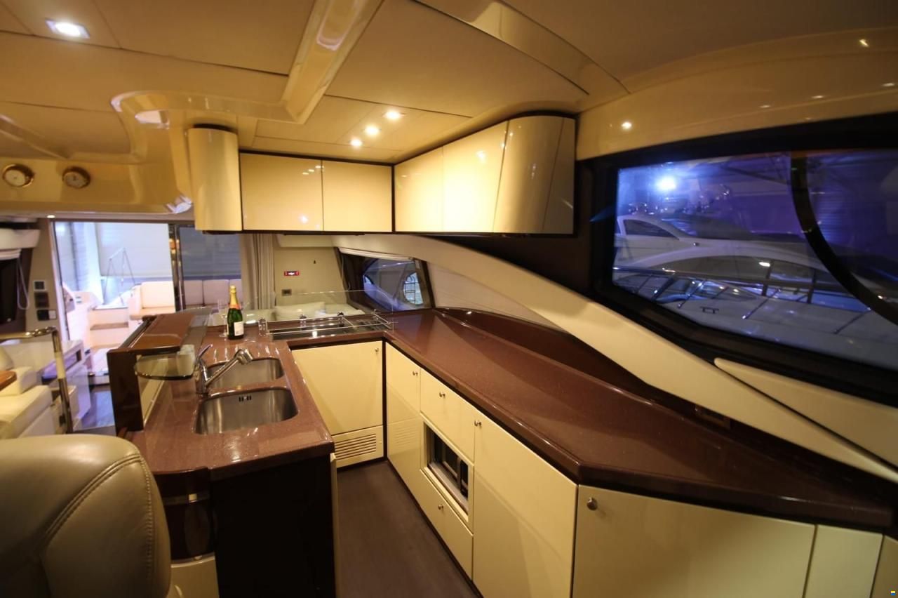 Azimut 58