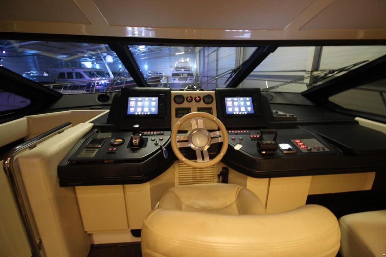 Azimut 58