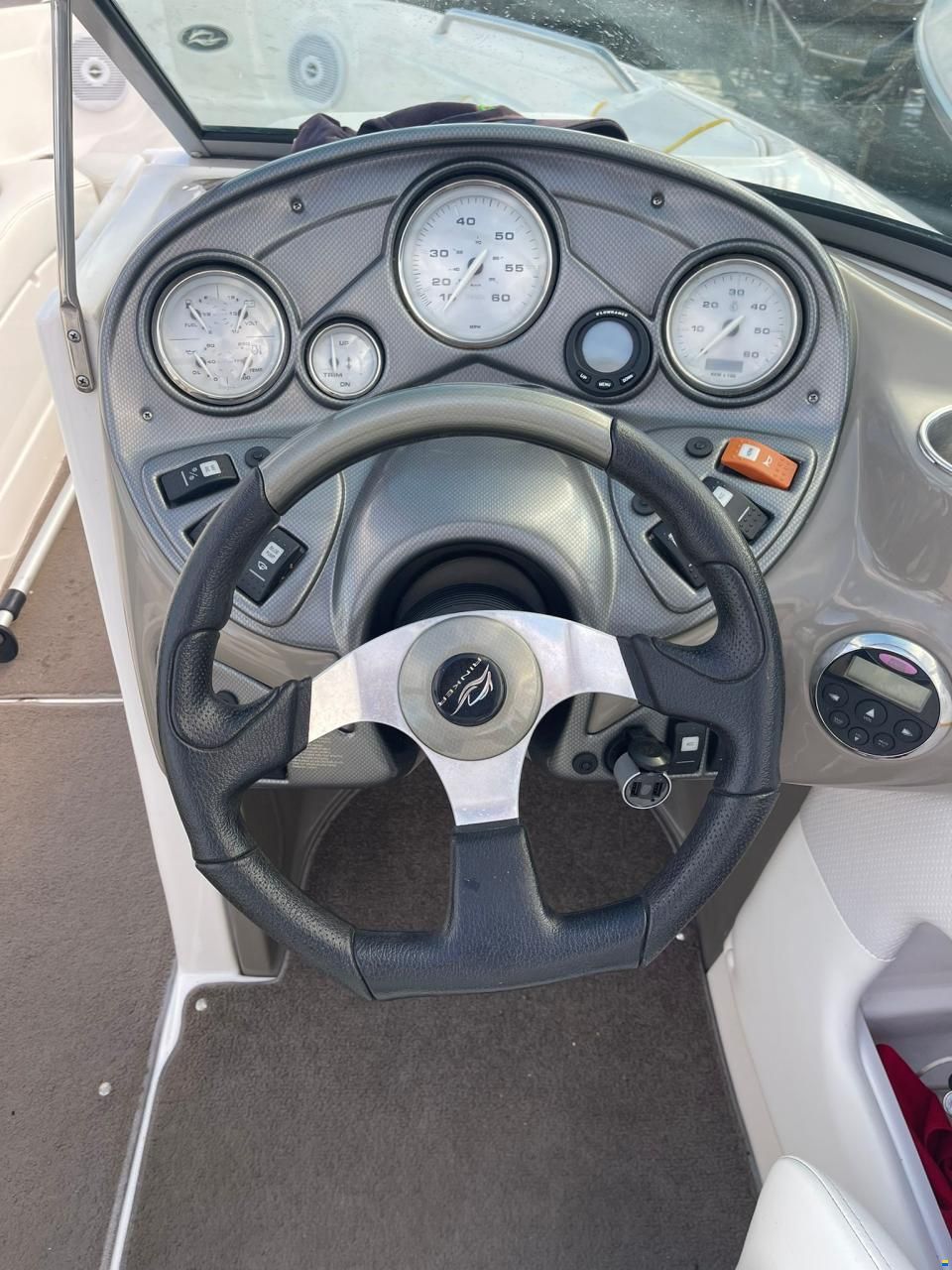 Rinker 226 Captiva BR