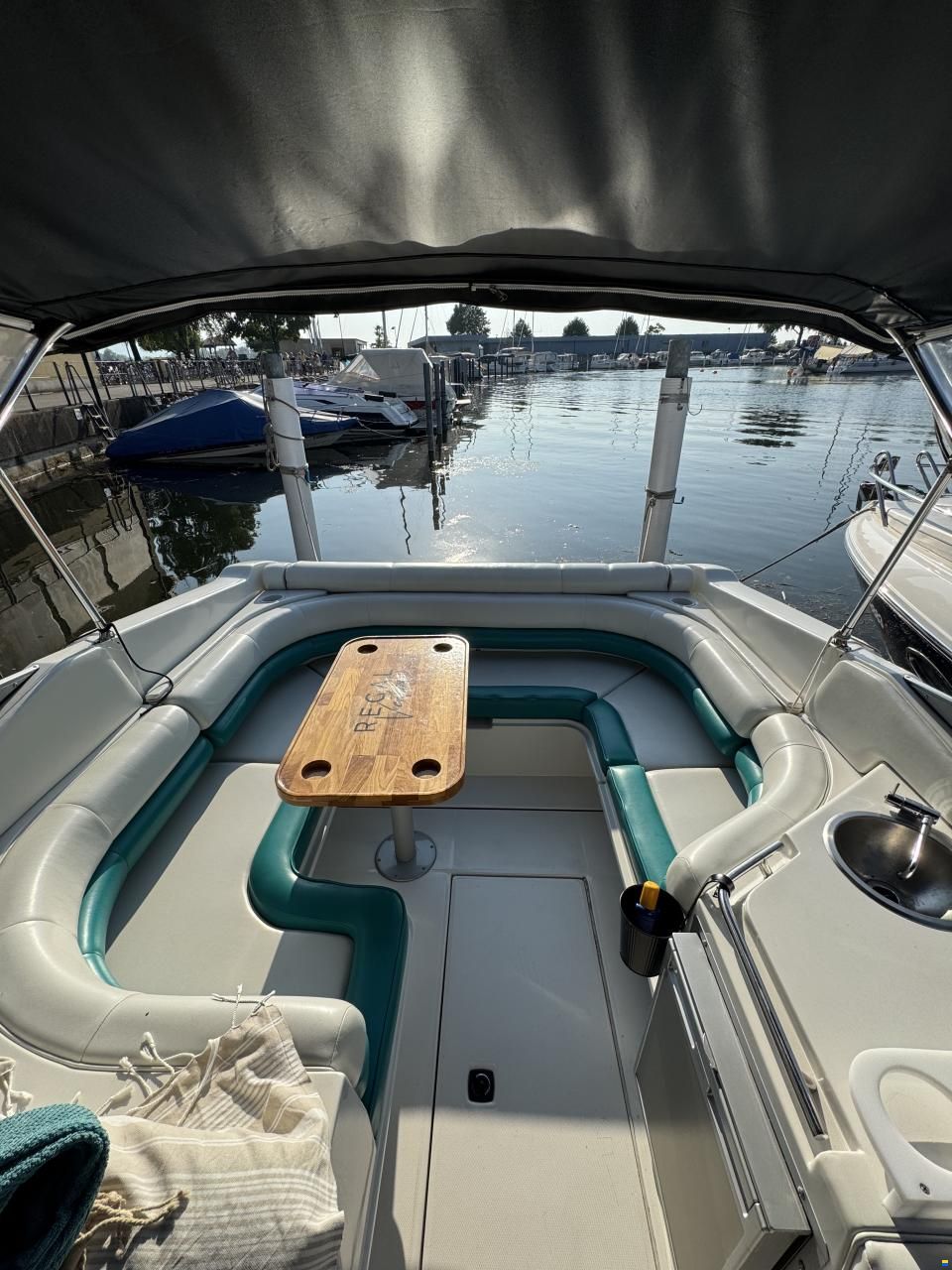 Regal Ventura 8.3/8.8