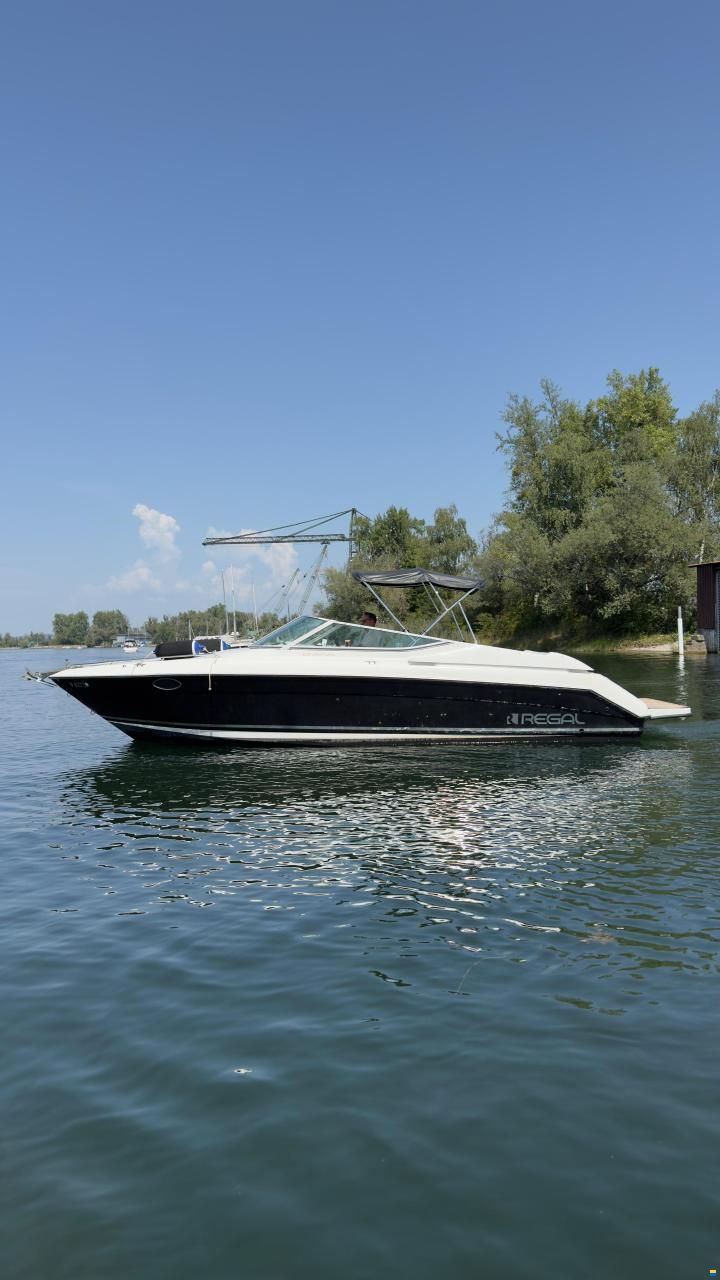 Regal Ventura 8.3/8.8