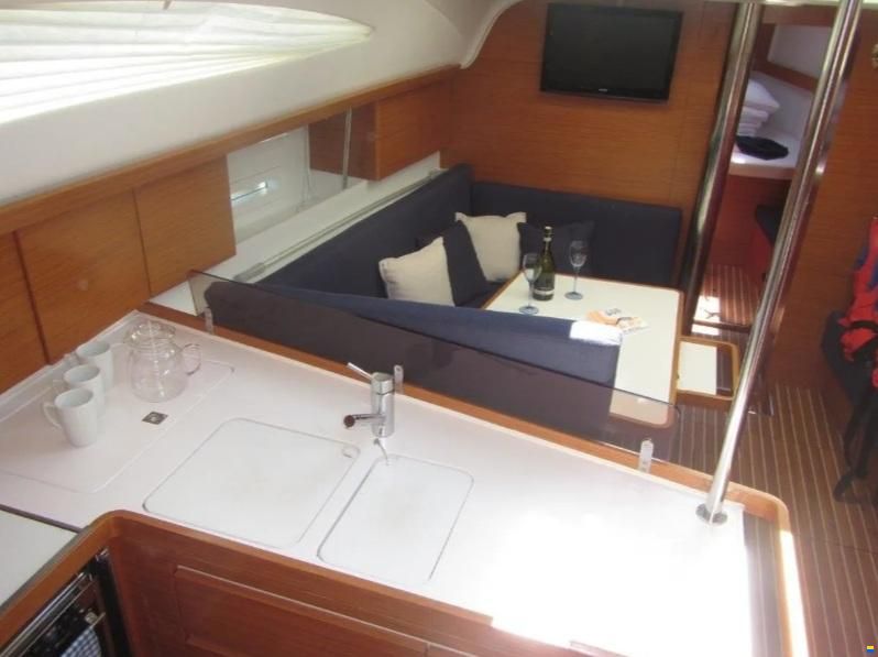 Elan 444 Impression