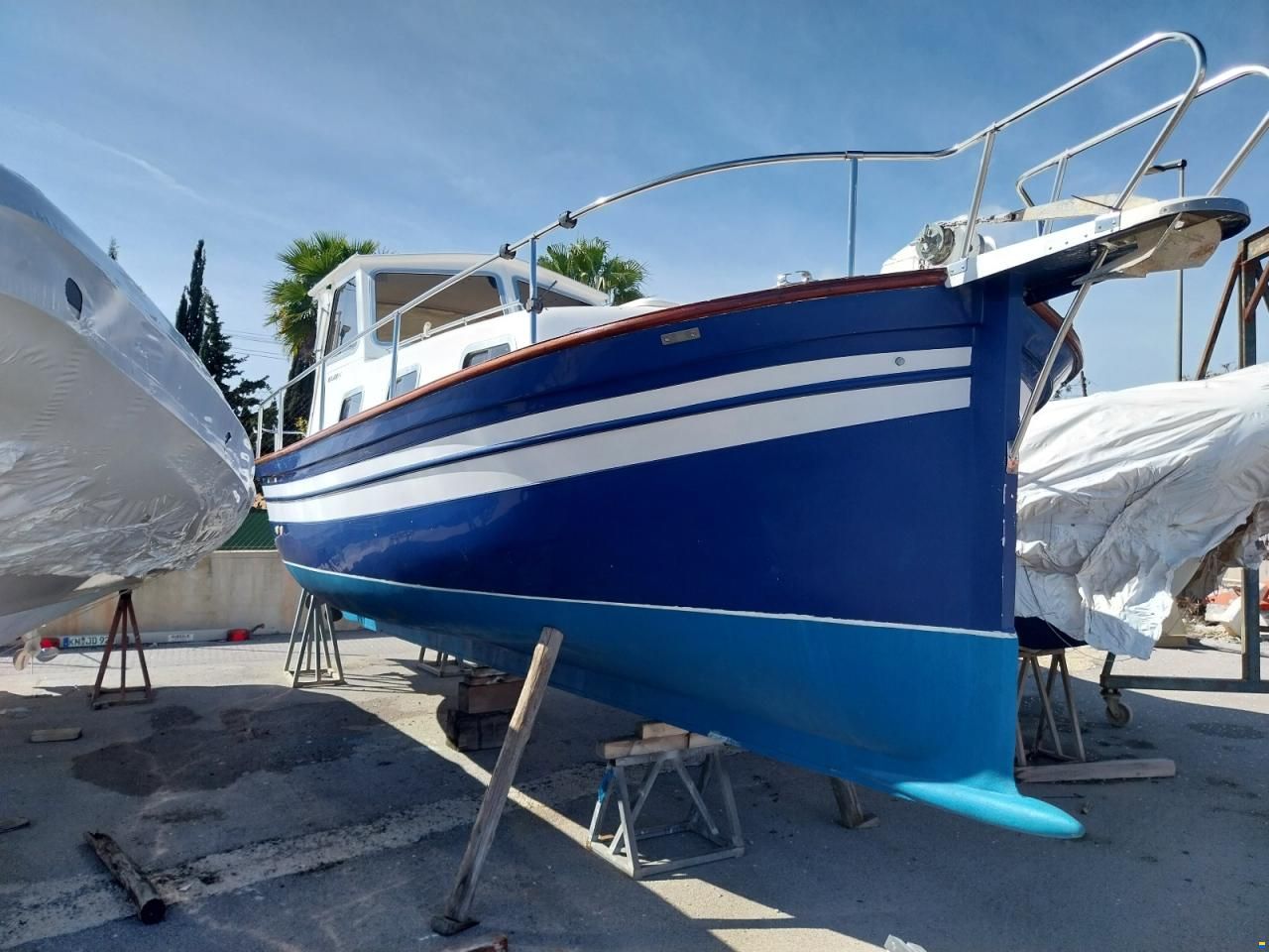 Majoni 42