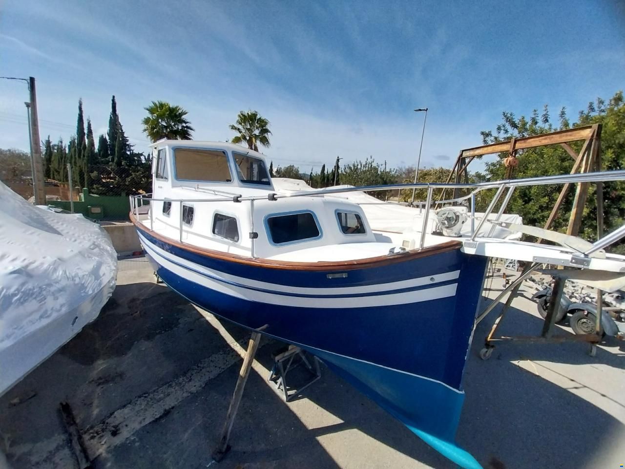 Majoni 42
